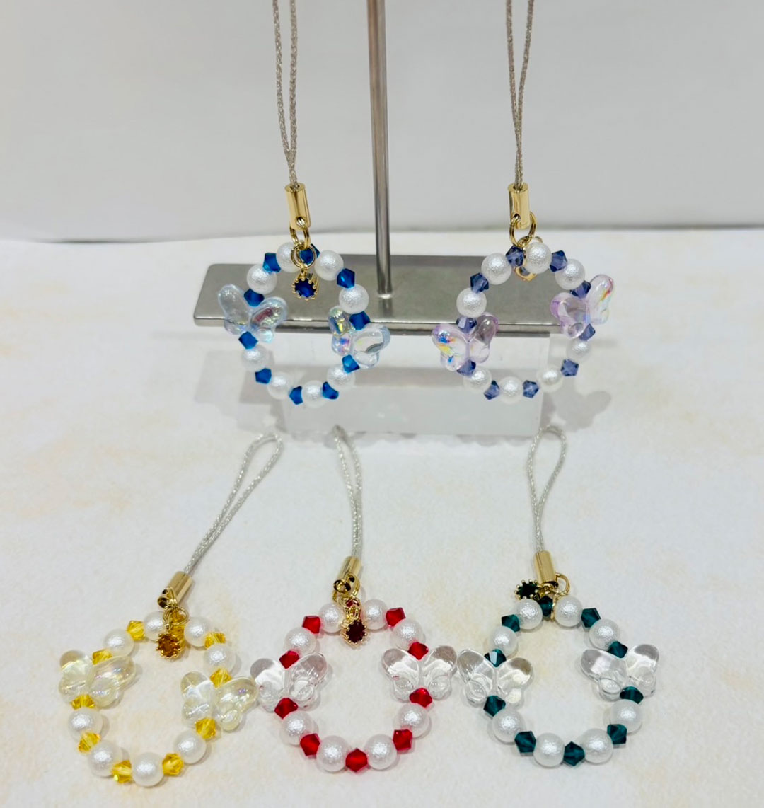 推し活におすすめ！簡単に作れるビーズストラップのご紹介♪