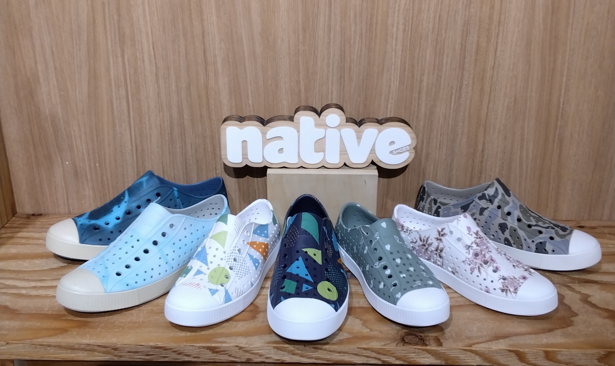 native サンダル入荷しました!!