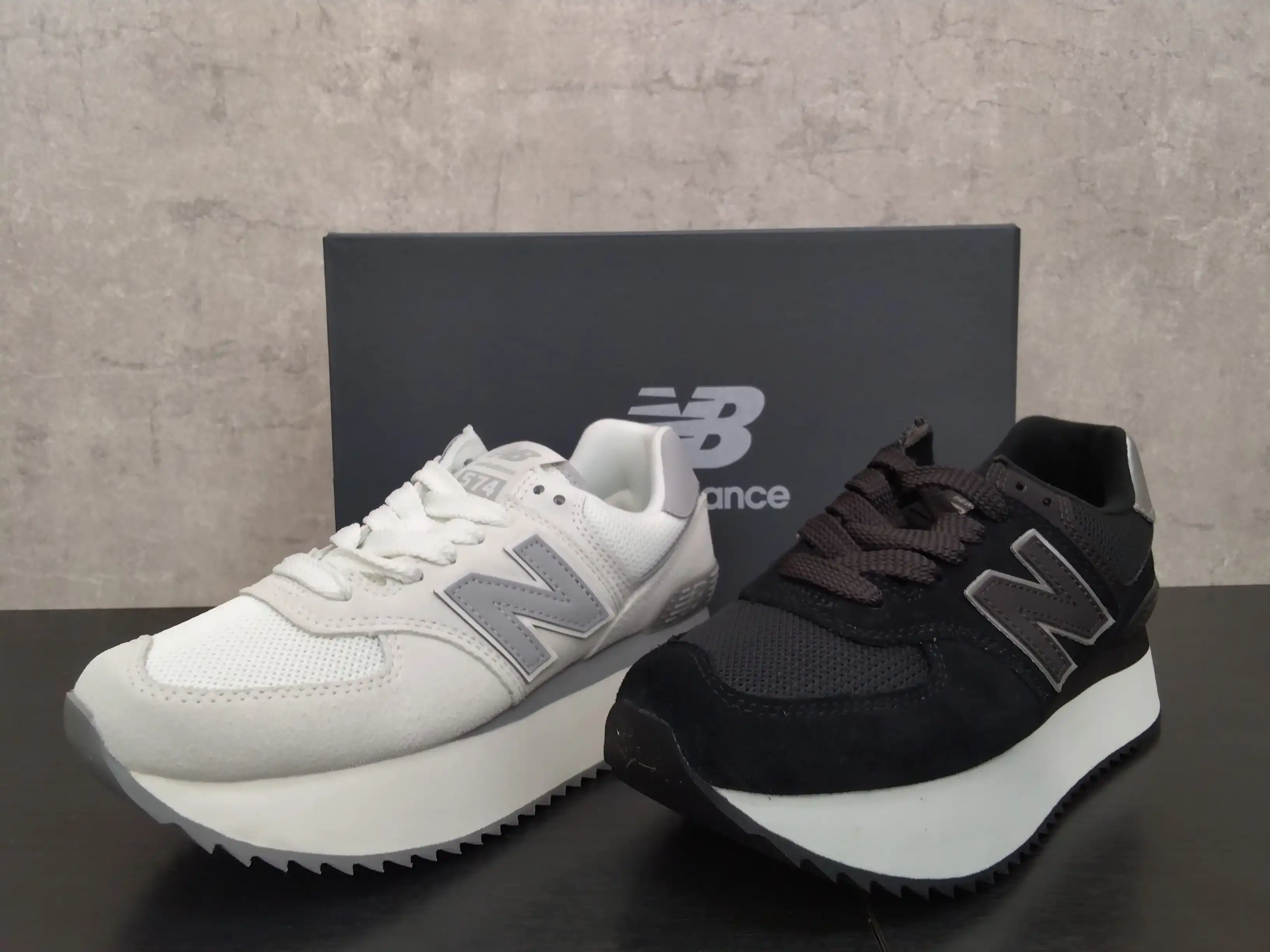 NB574の厚底スニーカー紹介♫