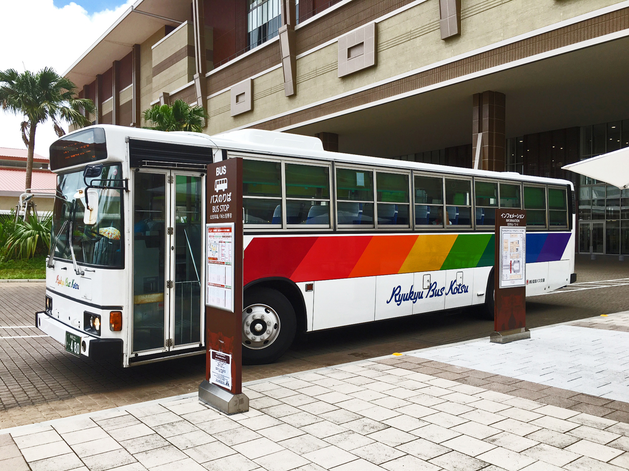 「高速バス152番線」那覇空港⇔沖縄ライカム