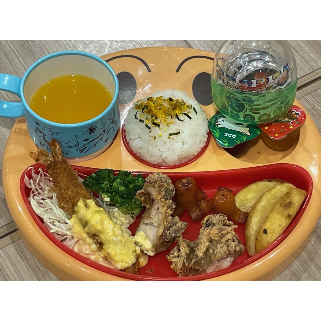 お子さまセット 　本体価格690円（税込759円）