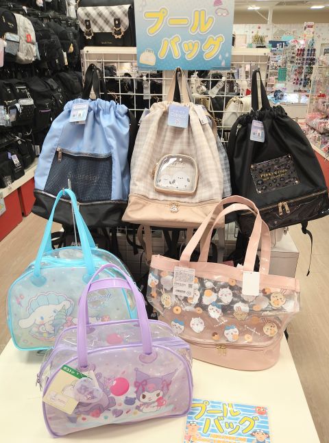 プールバッグ入荷してます♪