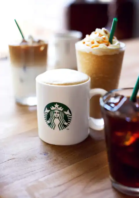 スターバックスコーヒー1F