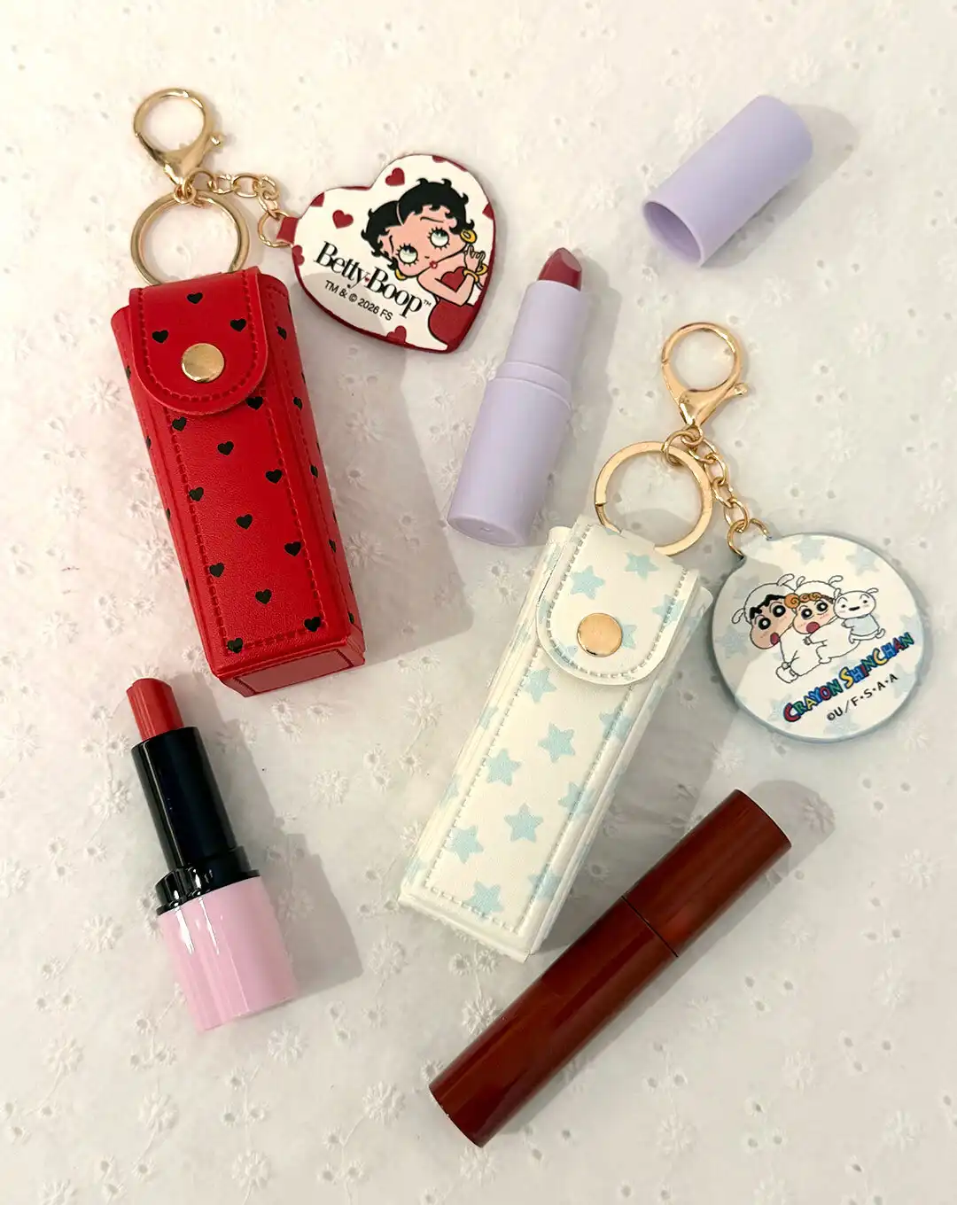 『Betty Boop』と『クレヨンしんちゃん』の 「リップケースキーホルダー」が登場
