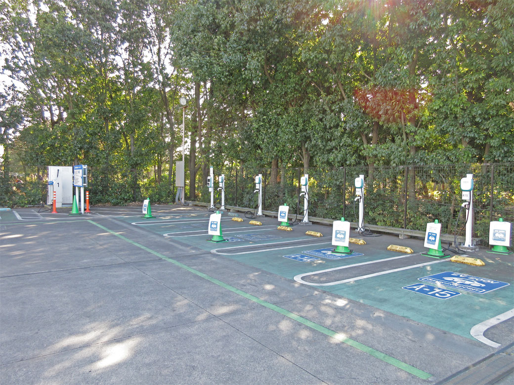 電気自動車（EV）充電器のご案内