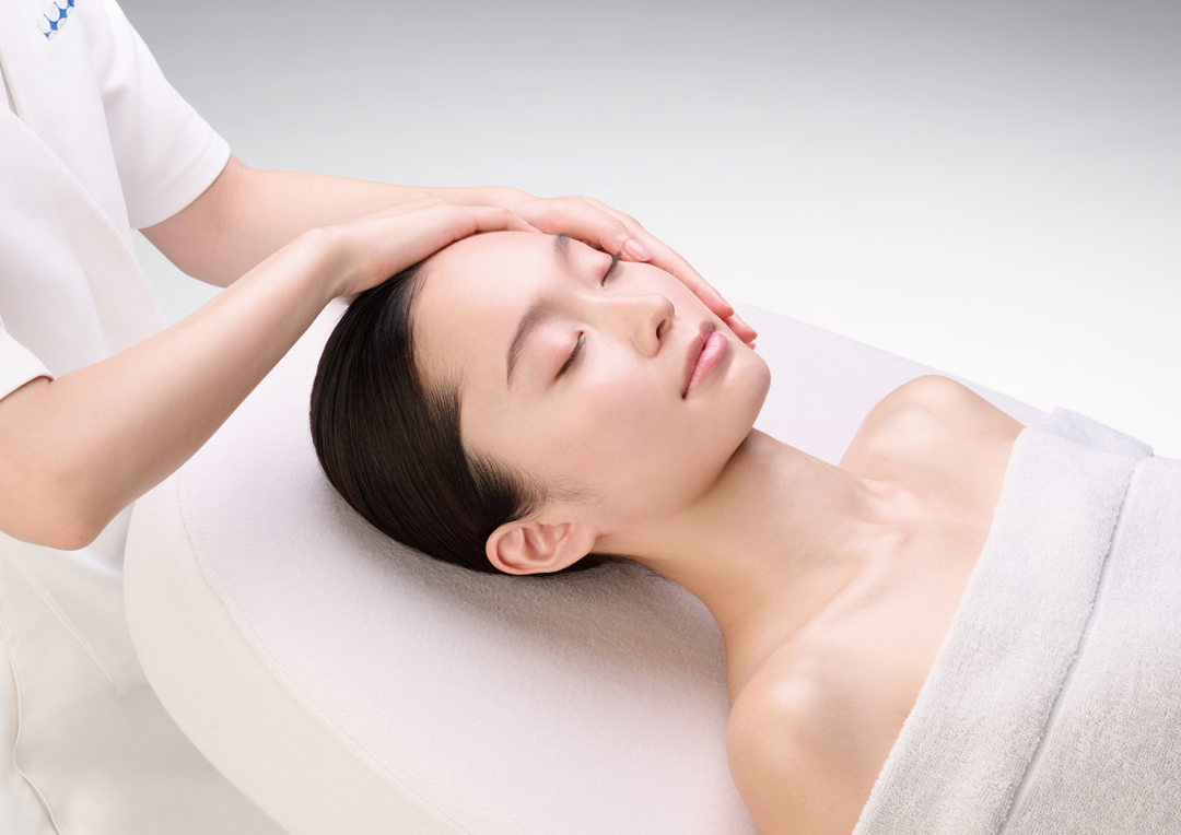 【初回限定】エステご予約で『毛穴洗浄ケア』プレゼント♪