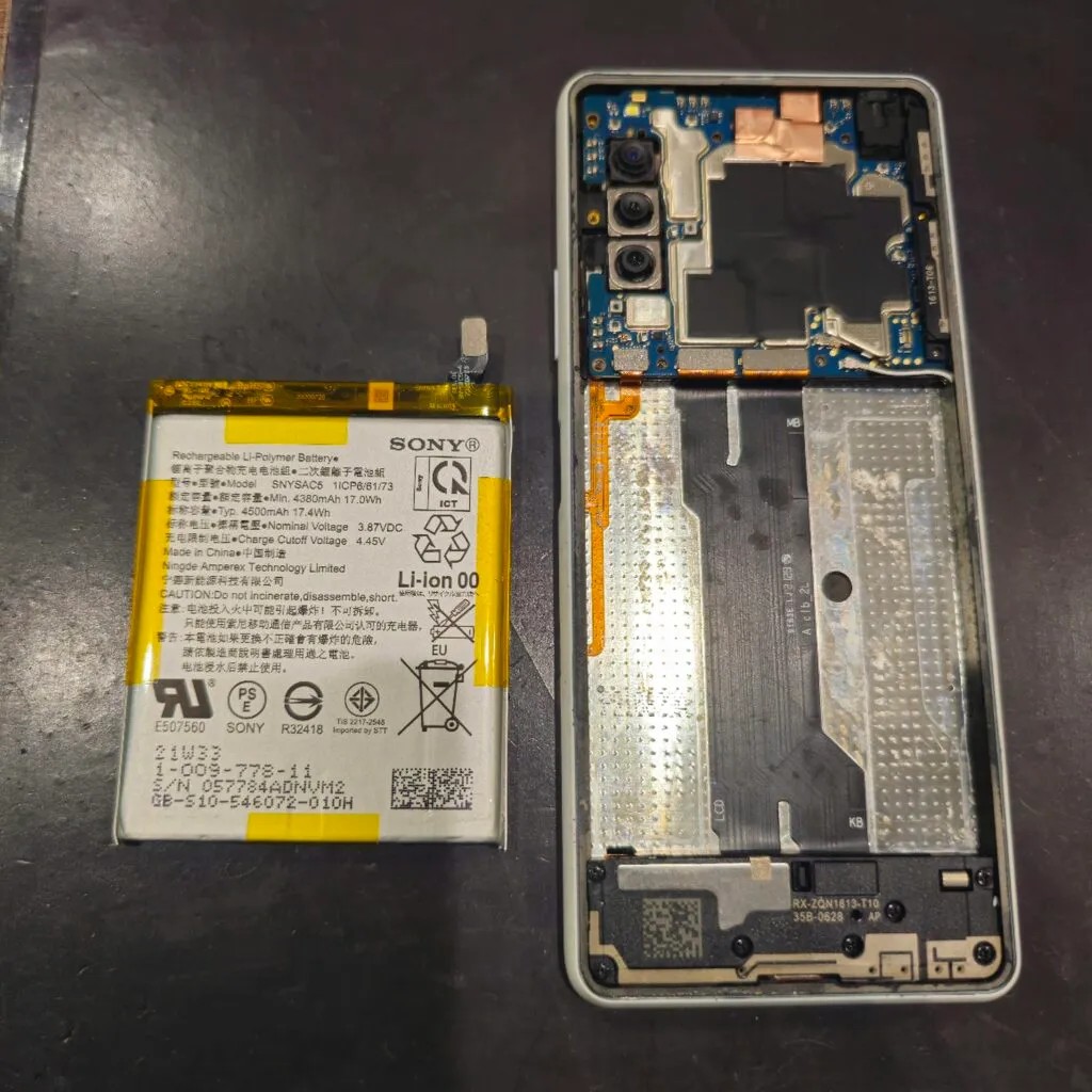 【Xperia修理も即日】放置して起動しない大ピンチも、お買い物中にデータそのまま復活！