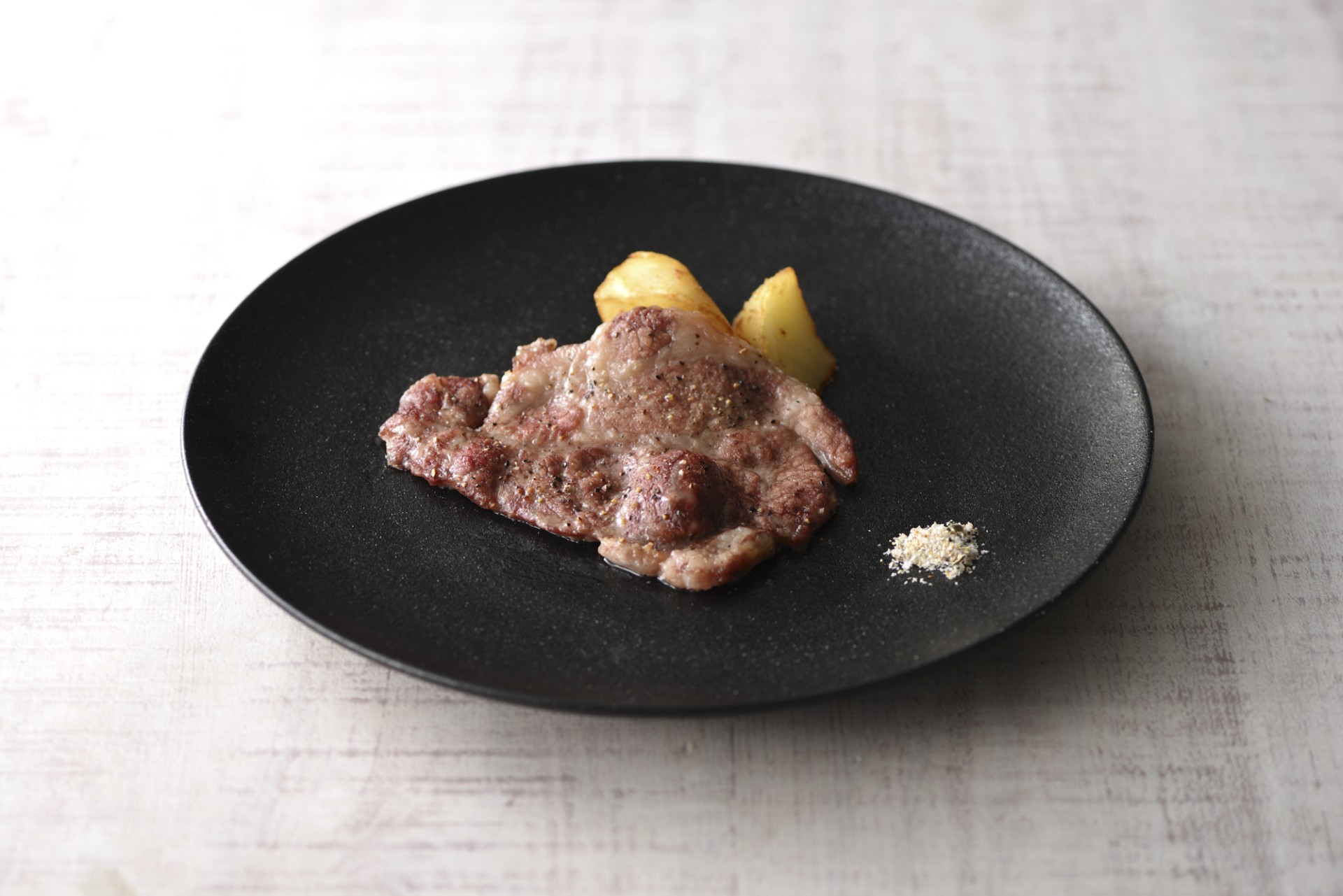 ＼地中海グルメも肉も！充実の食べ放題！／