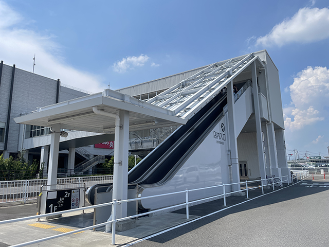 駐車場屋根付き