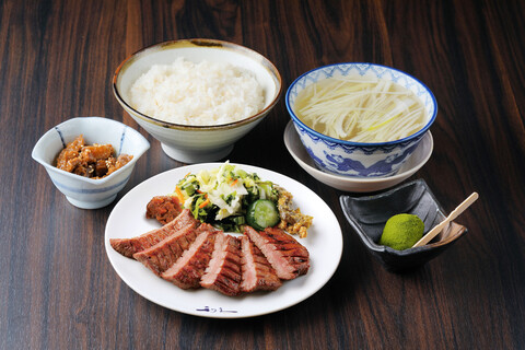 牛たん炭焼 利久　【6月2日 OPEN！】