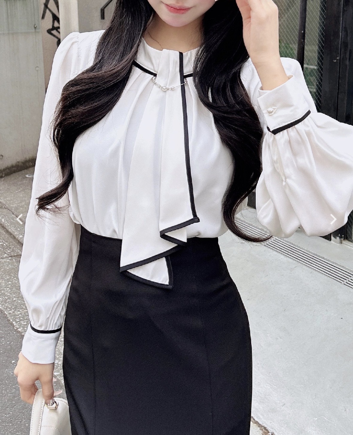 パール装飾チェーン付トロミBL