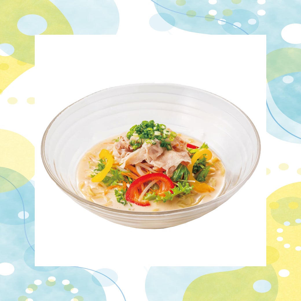 豚しゃぶ冷やしちゃんぽん　レギュラーサイズ　本体価格891円(税込980円）国産野菜６種類を使用した夏限定の冷やしちゃんぽんです。