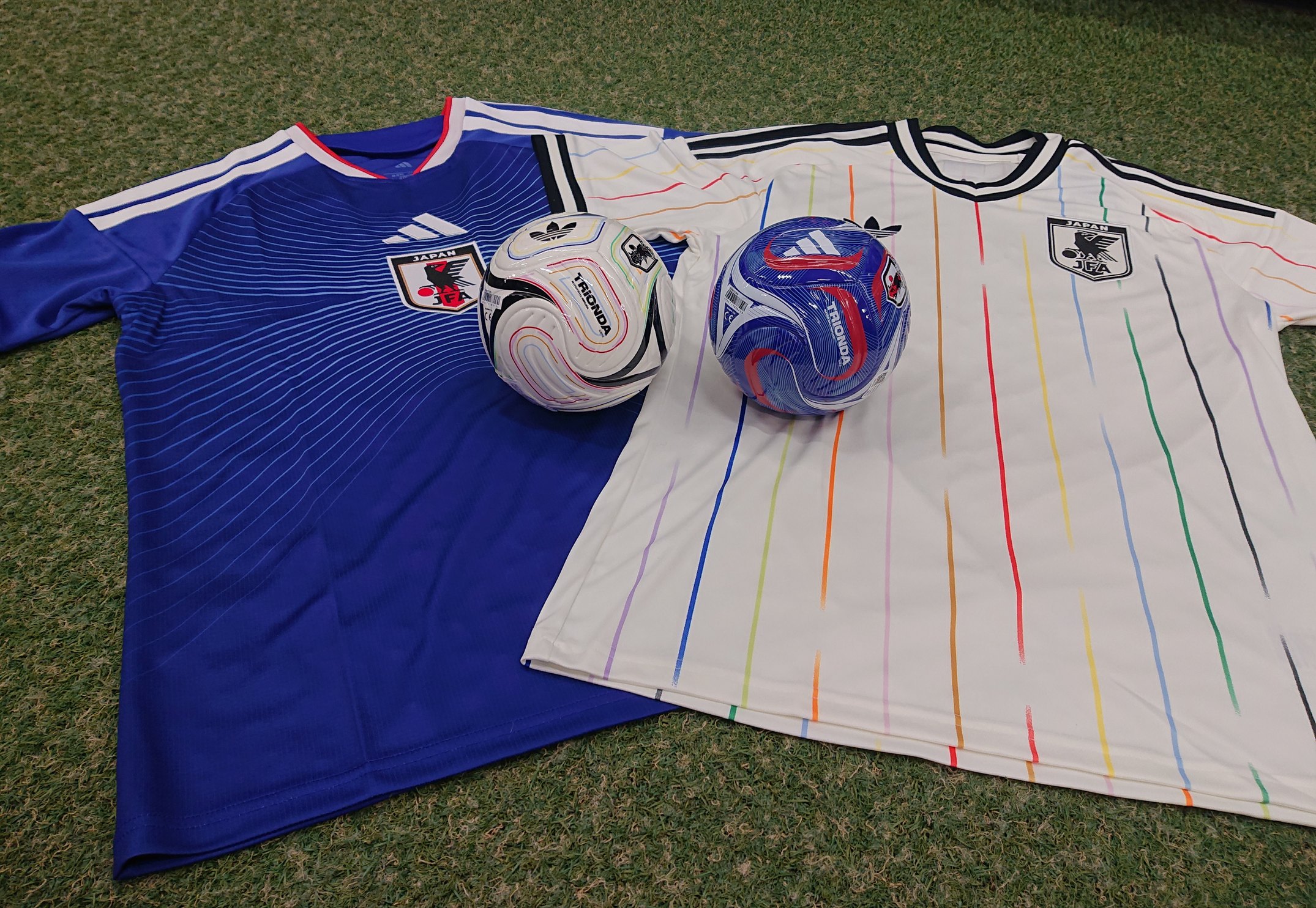 アディダス　サッカー日本代表　2026　ユニフォーム