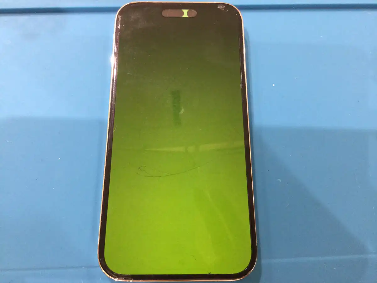 【夏のiPhone水没に注意！】水濡れトラブルはダイワンテレコム成田店へ