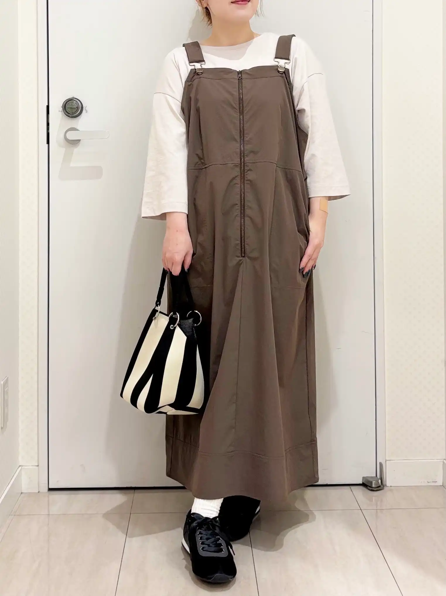 【大きいサイズ】フロントジップジャンパースカート