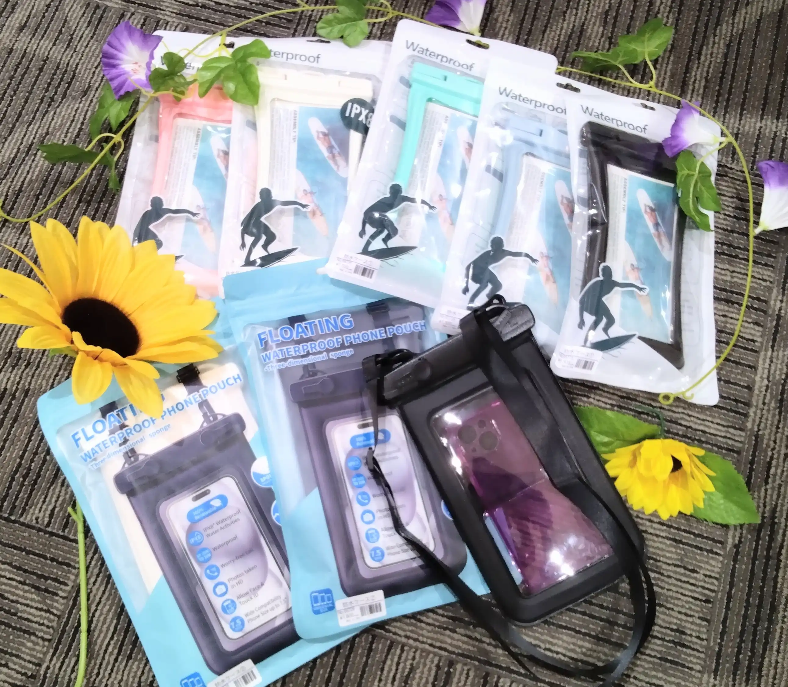 スマホ防水ケース入荷しました!!