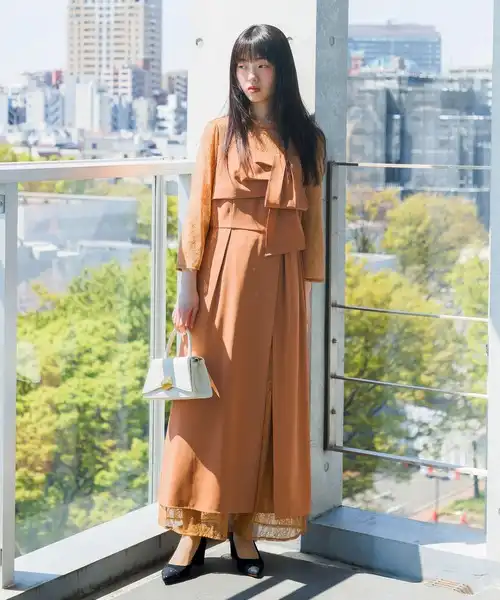 パンツレイヤードドレス