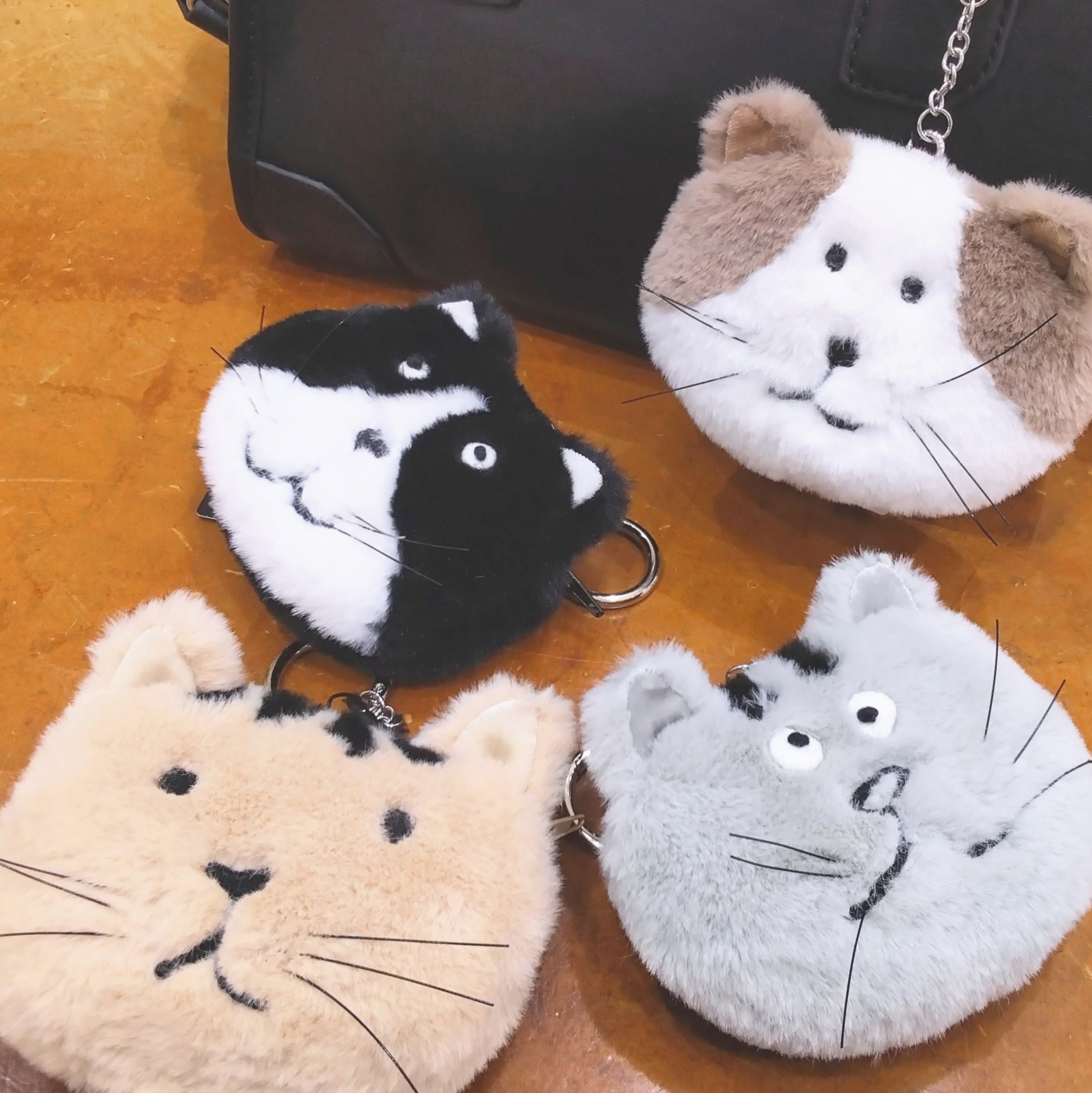 マンハッタナーズ《もふもふチャーム》