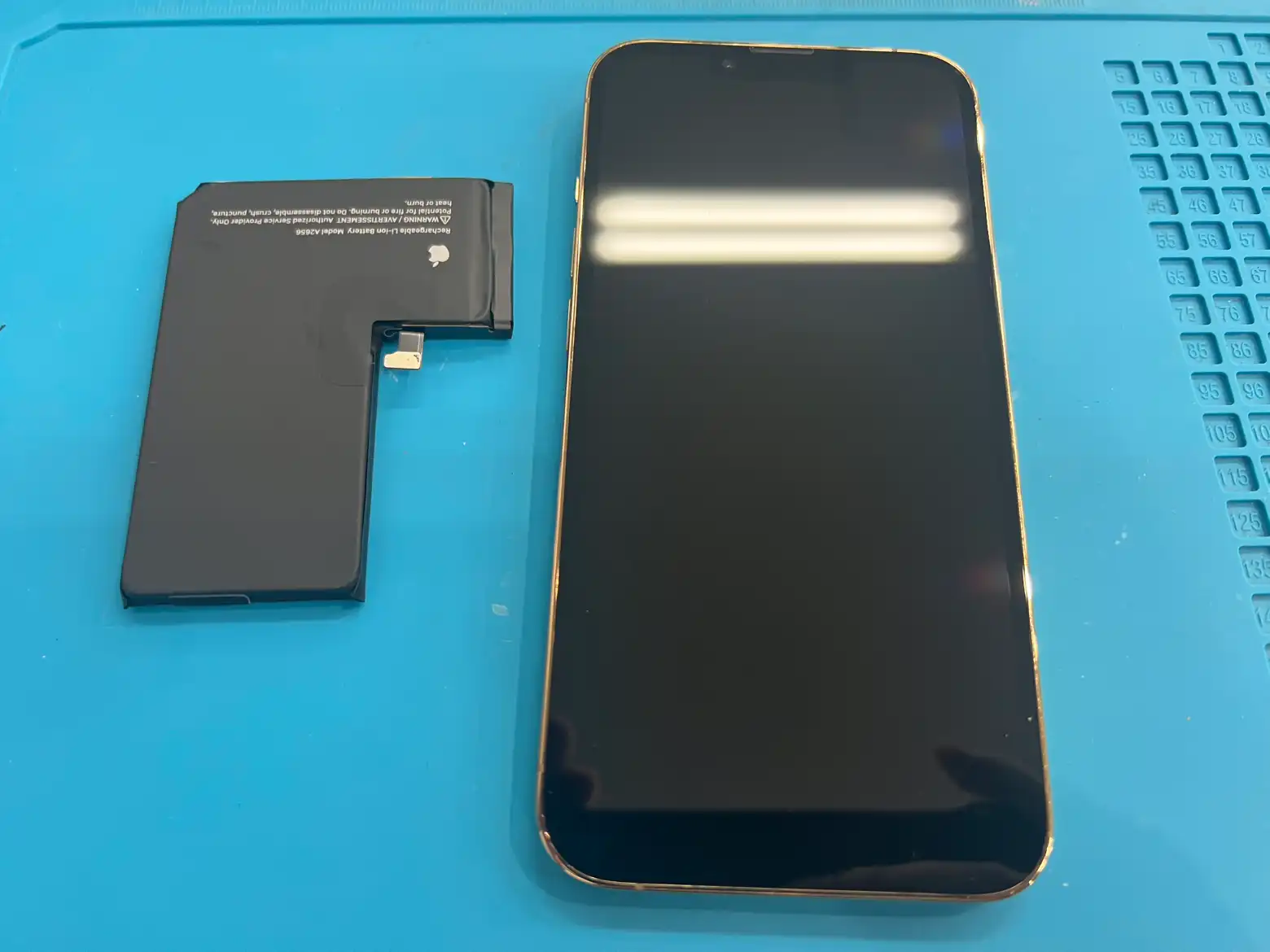 【三光店】iPhone 13 Proのバッテリー交換もおまかせ！[大分市の方も歓迎]