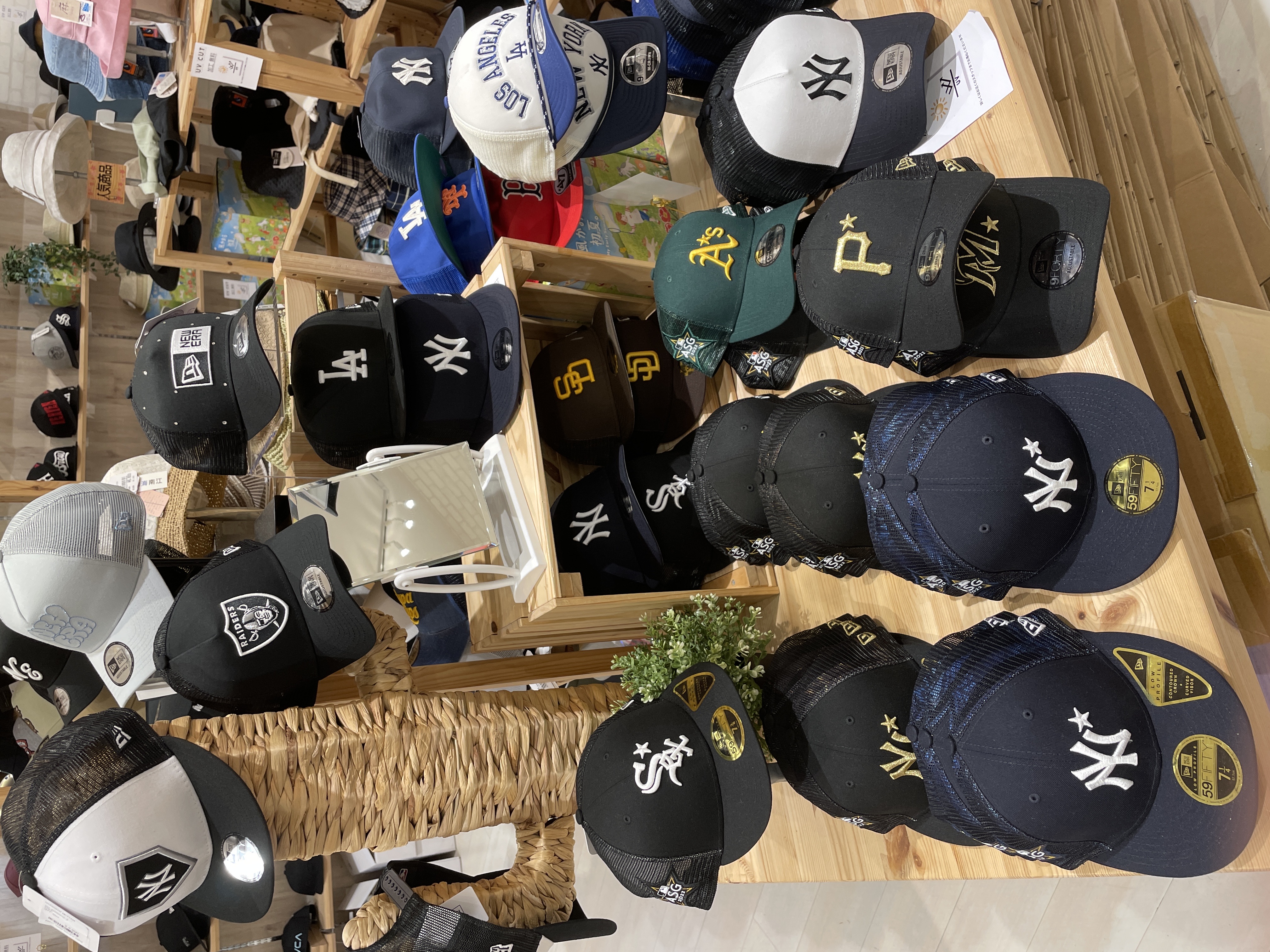 メッシュキャップ大量入荷