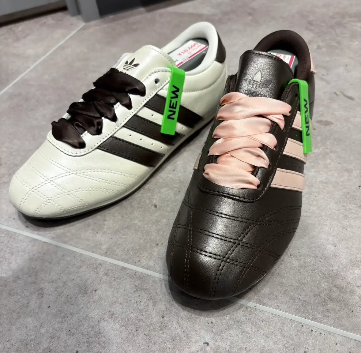 ADIDAS新作入荷