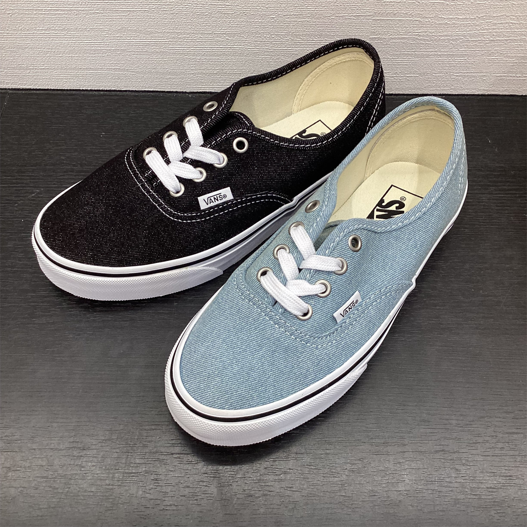  ☆VANS　AUTHENTIC☆