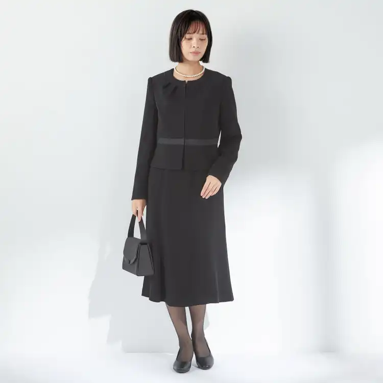 北花田でレディースフォーマルを探すならスーツセレクトイオンモール堺北花田で！