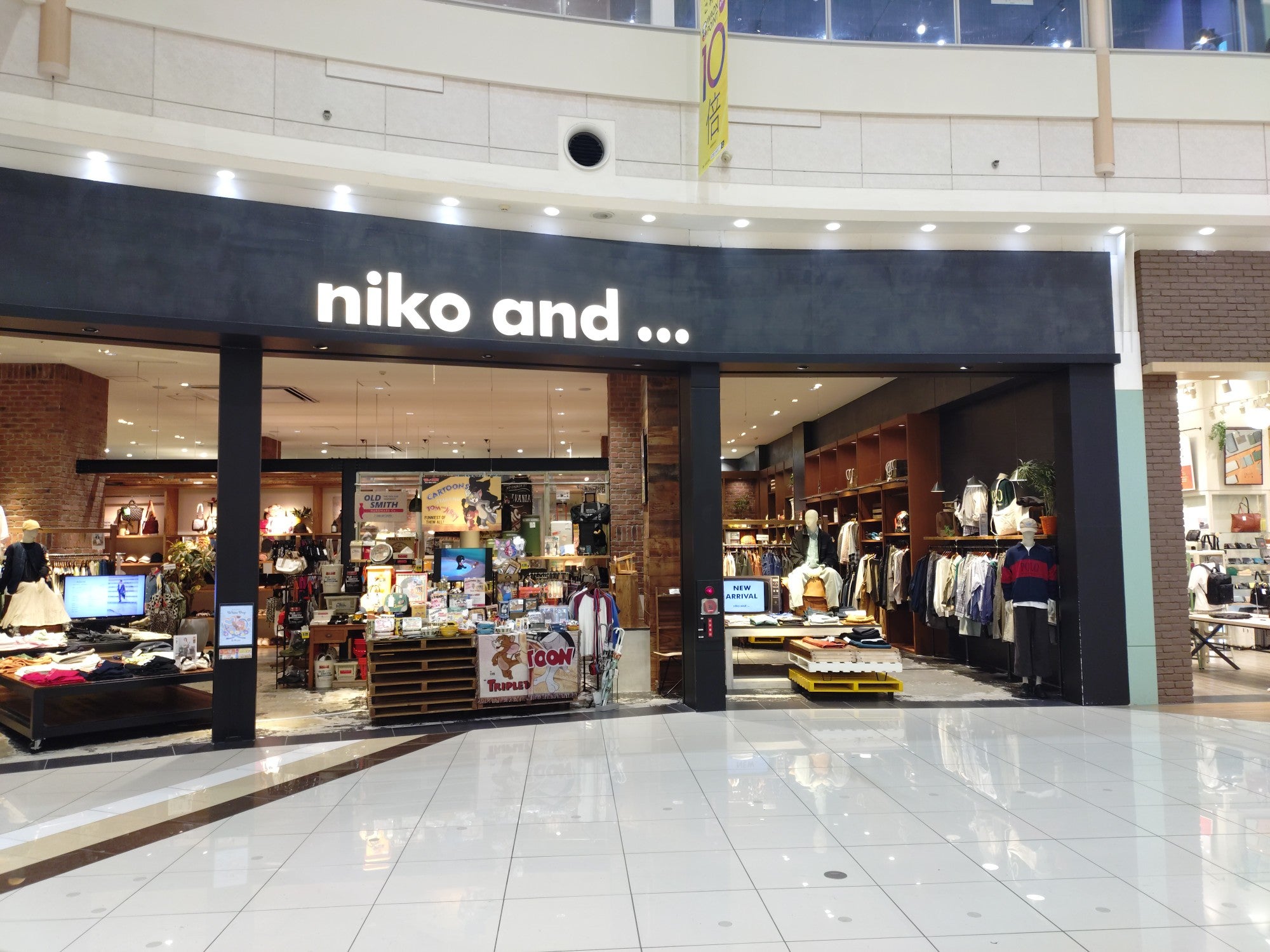 ショップ｜niko and｜イオンモール橿原