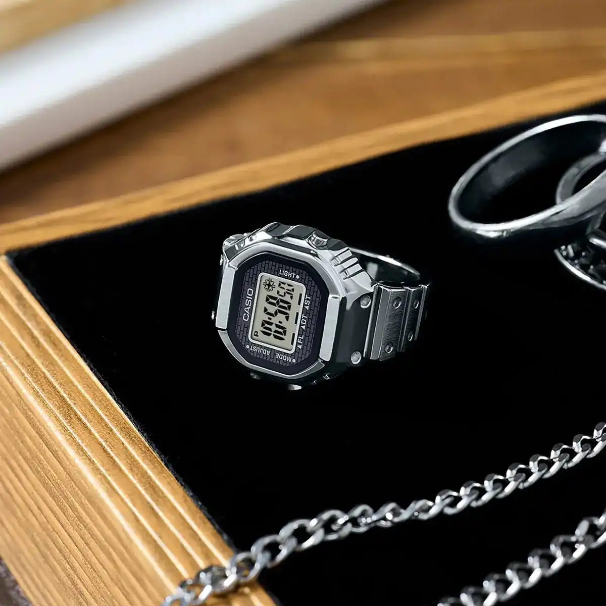 CASIO リングウオッチが入荷しました!