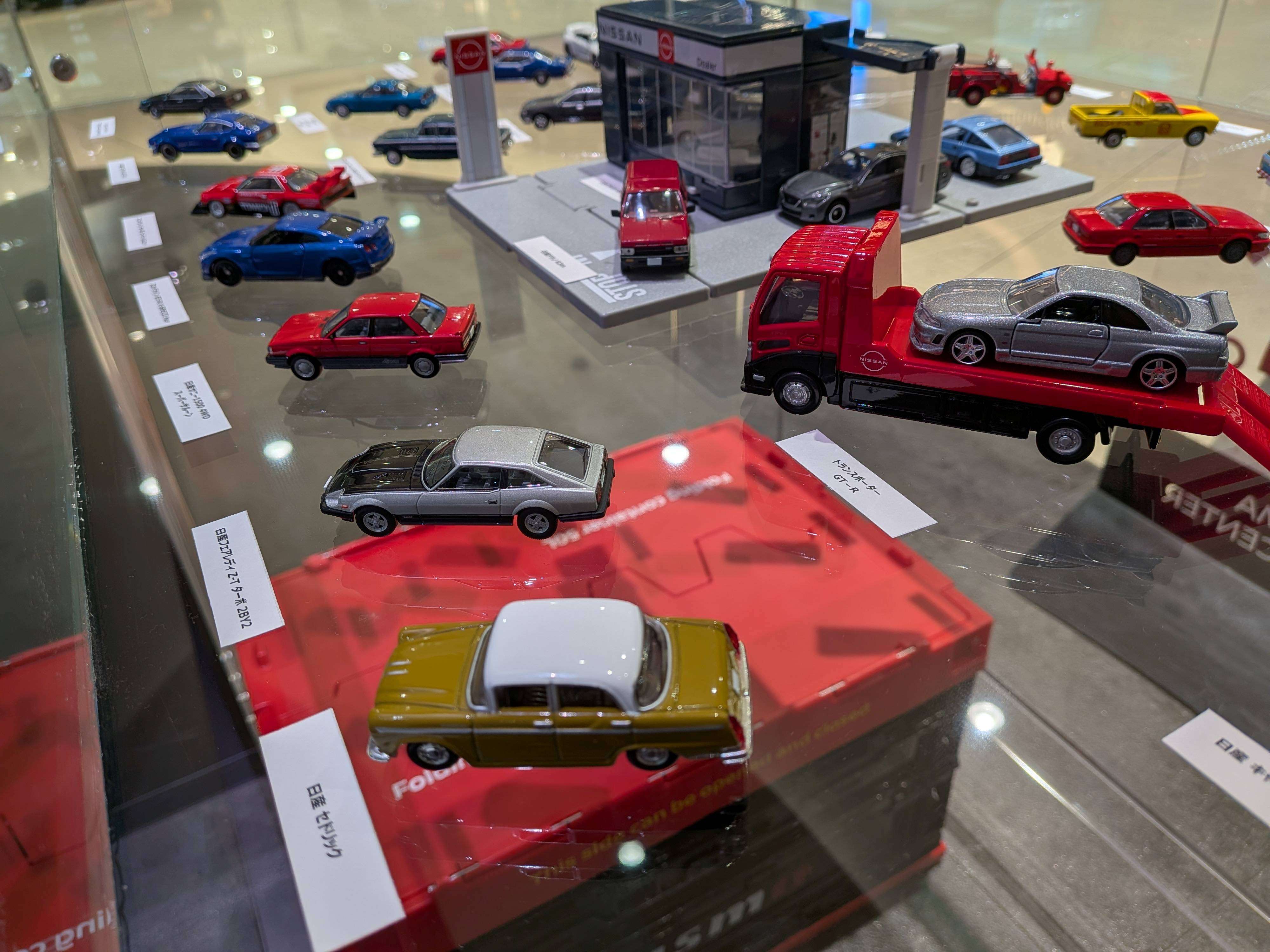 さらにミニカー増量！ワクワク倍増！！