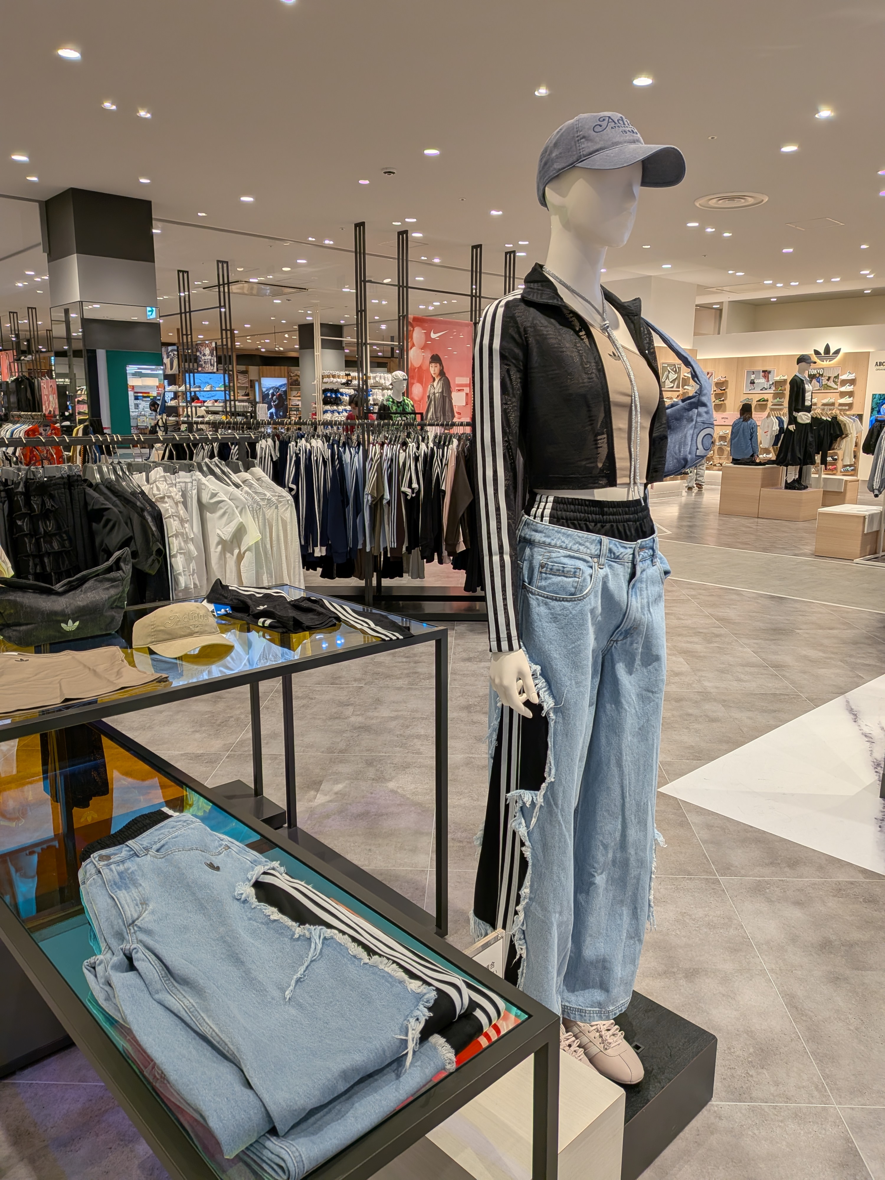 adidas人気デニム入荷!!