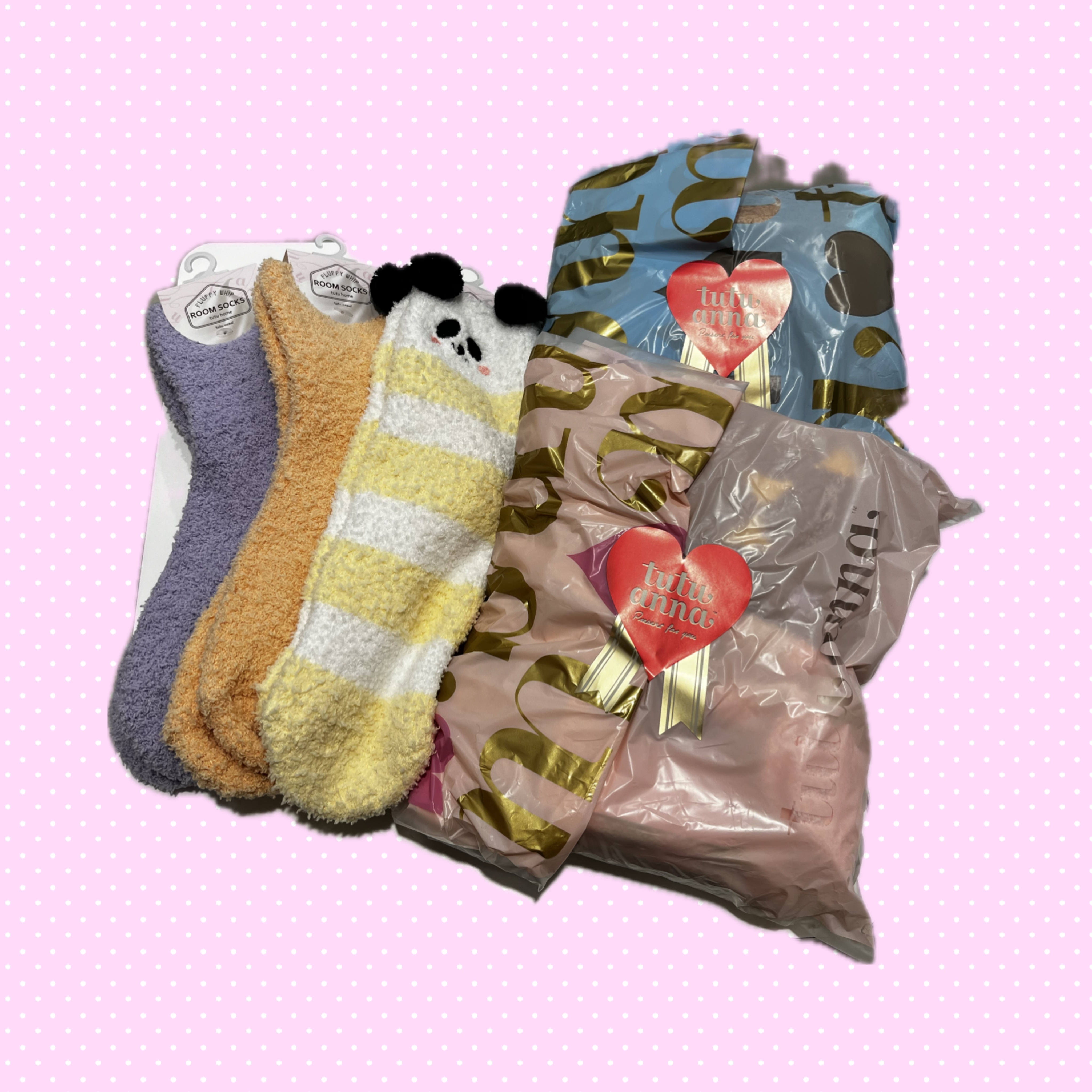 アプリ会員さま　3,500円以上お買い上げの方に モールソックス3点プレゼント!