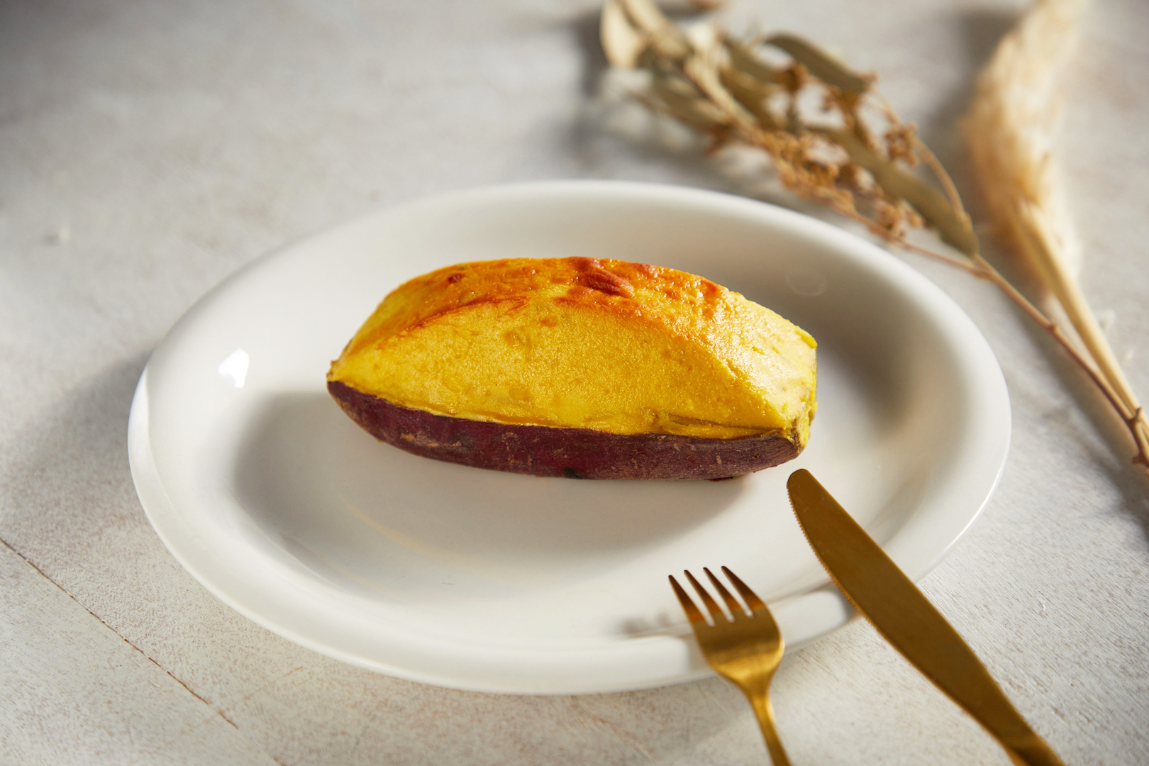 ロイヤルスイーツ　期間限定スイーツ販売