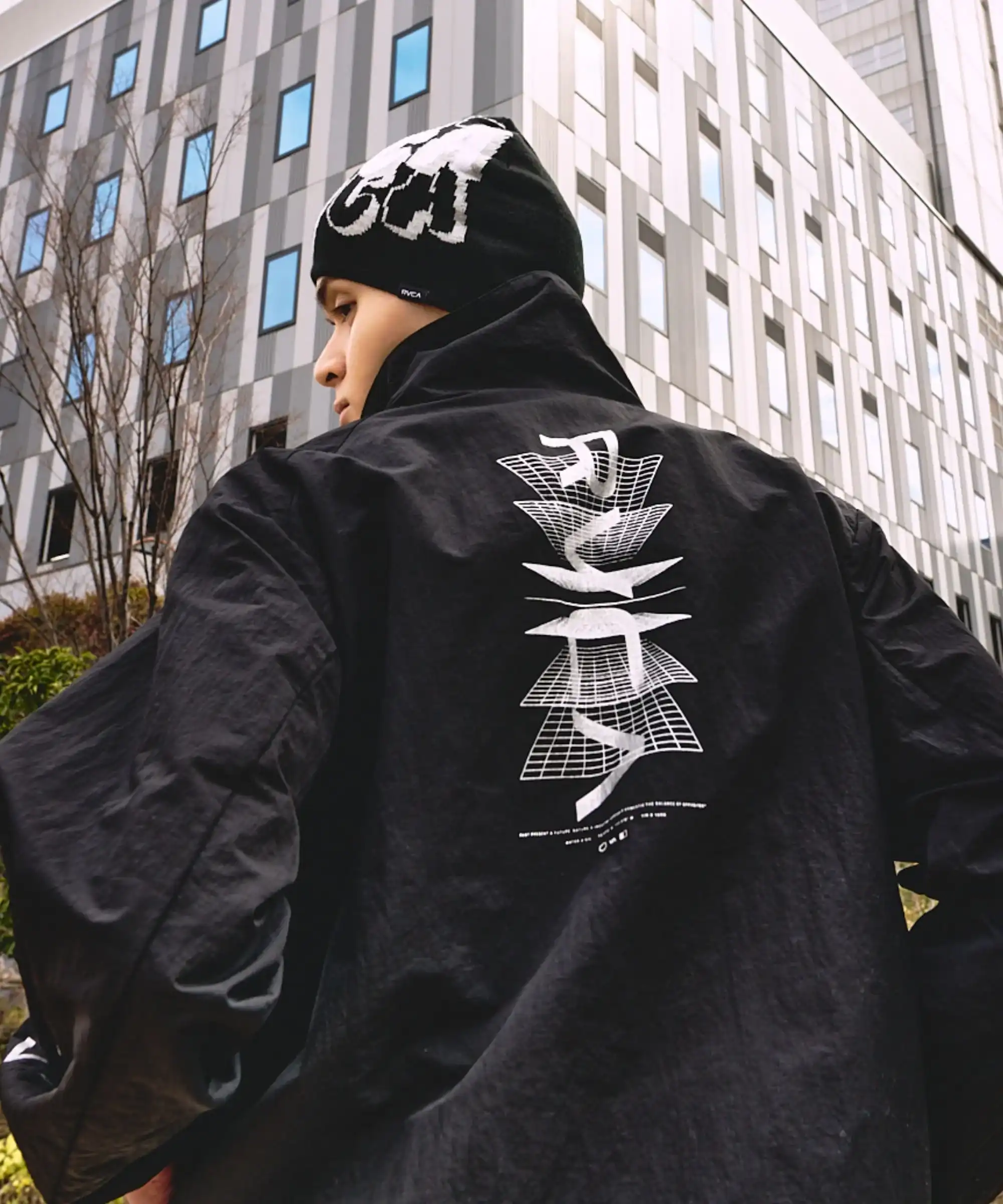 RVCA 　メンズ　防風・撥水ジャケット