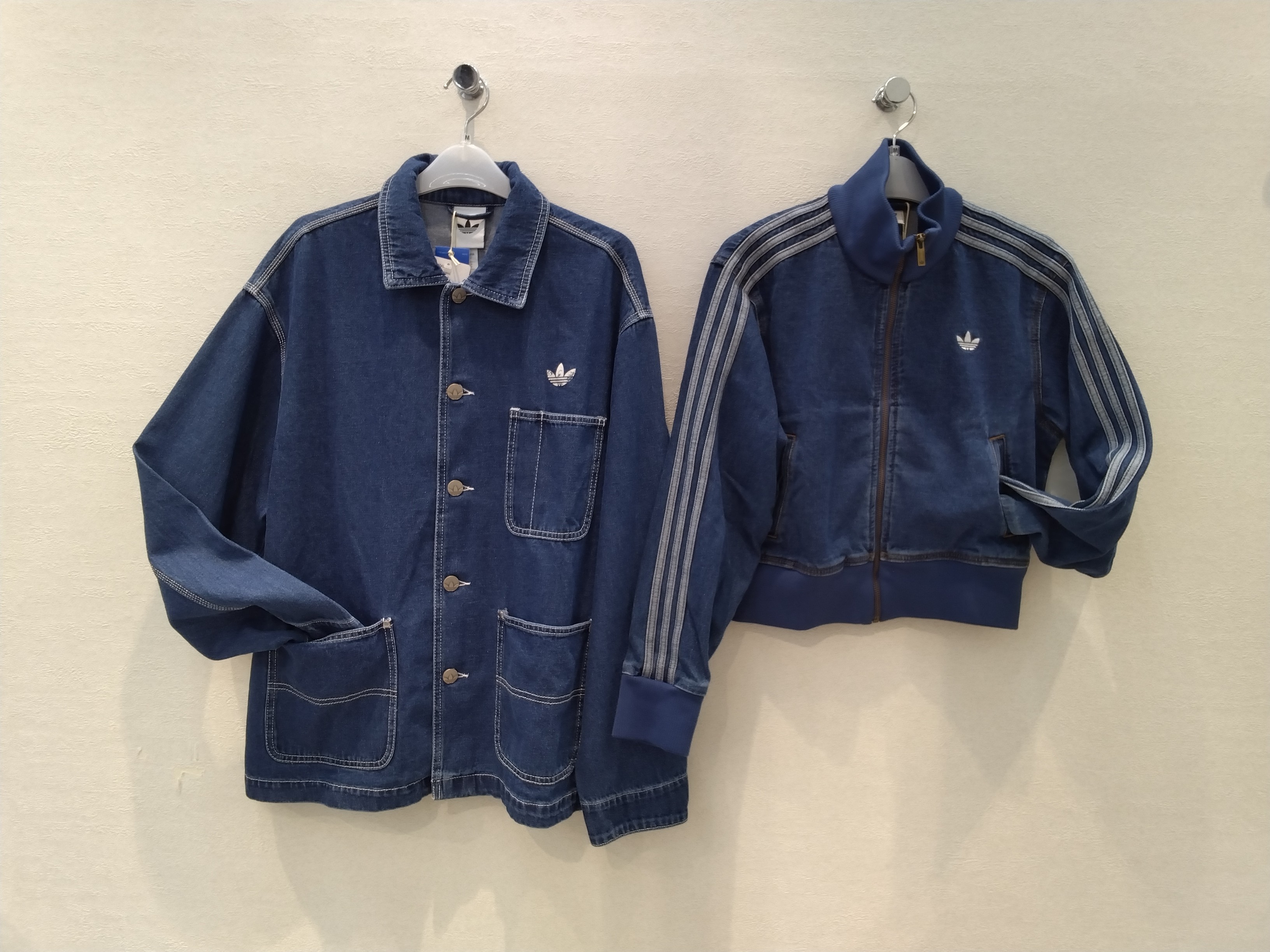 adidas春物ジャケットご紹介♪