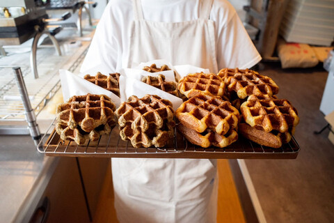 WAFFLE STAND WASHAWASHA