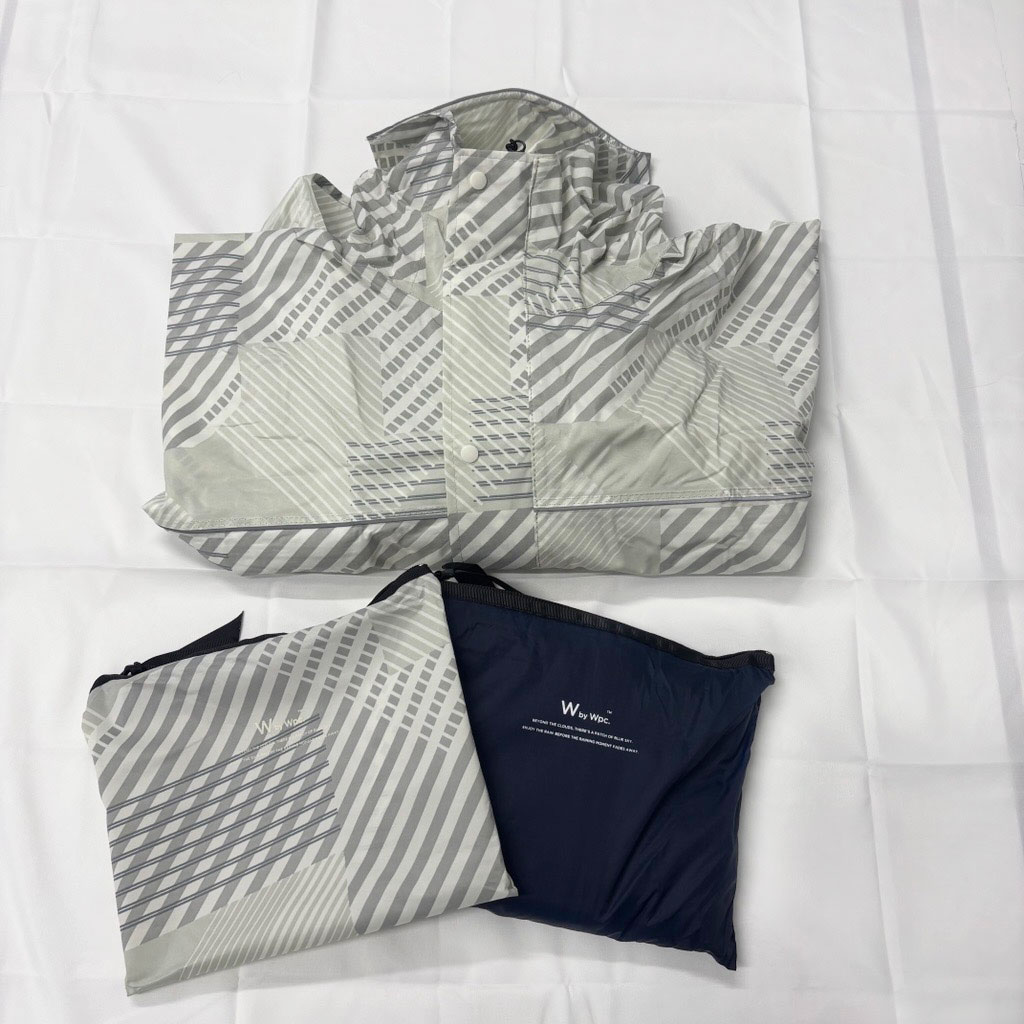 RAIN BICYCLE SLEEVE PONCHO UNISEX　本体価格 各5,800円（税込価格 各6,380円）