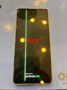 AQUOS スマートフォン 本体 画面ひびあり ニュース｜ショップニュース｜【AQUOS画面修理】スマホ画面のバキバキ