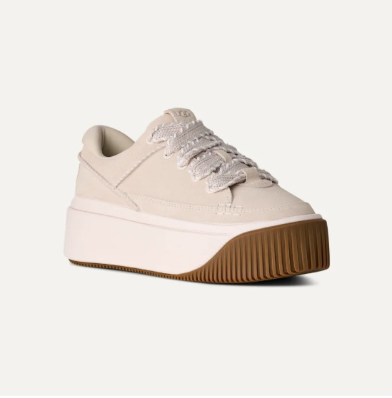 UGG厚底スニーカー入荷