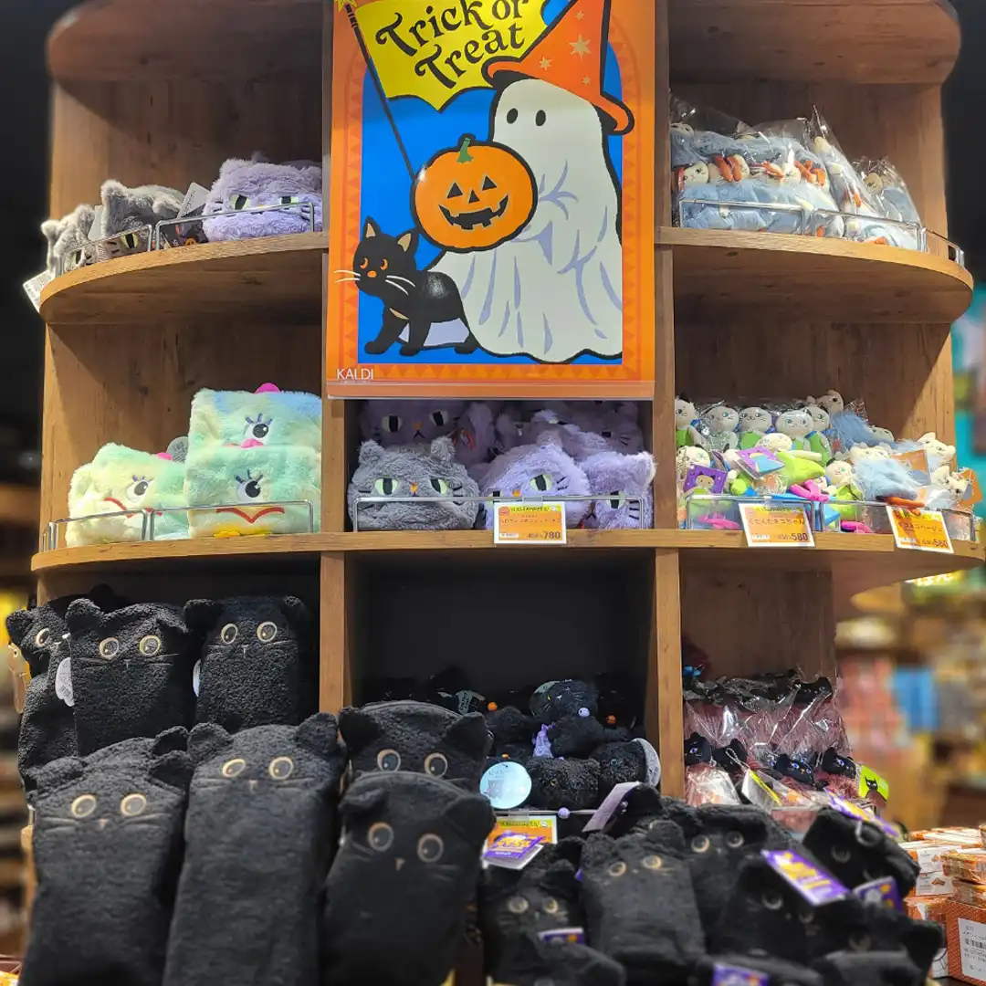 売り切れ必至！もこもこ可愛い「ハロウィン黒猫グッズ」が今年も登場！