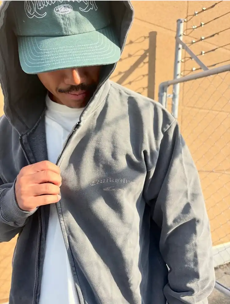 QUIKSILVER  ZIP