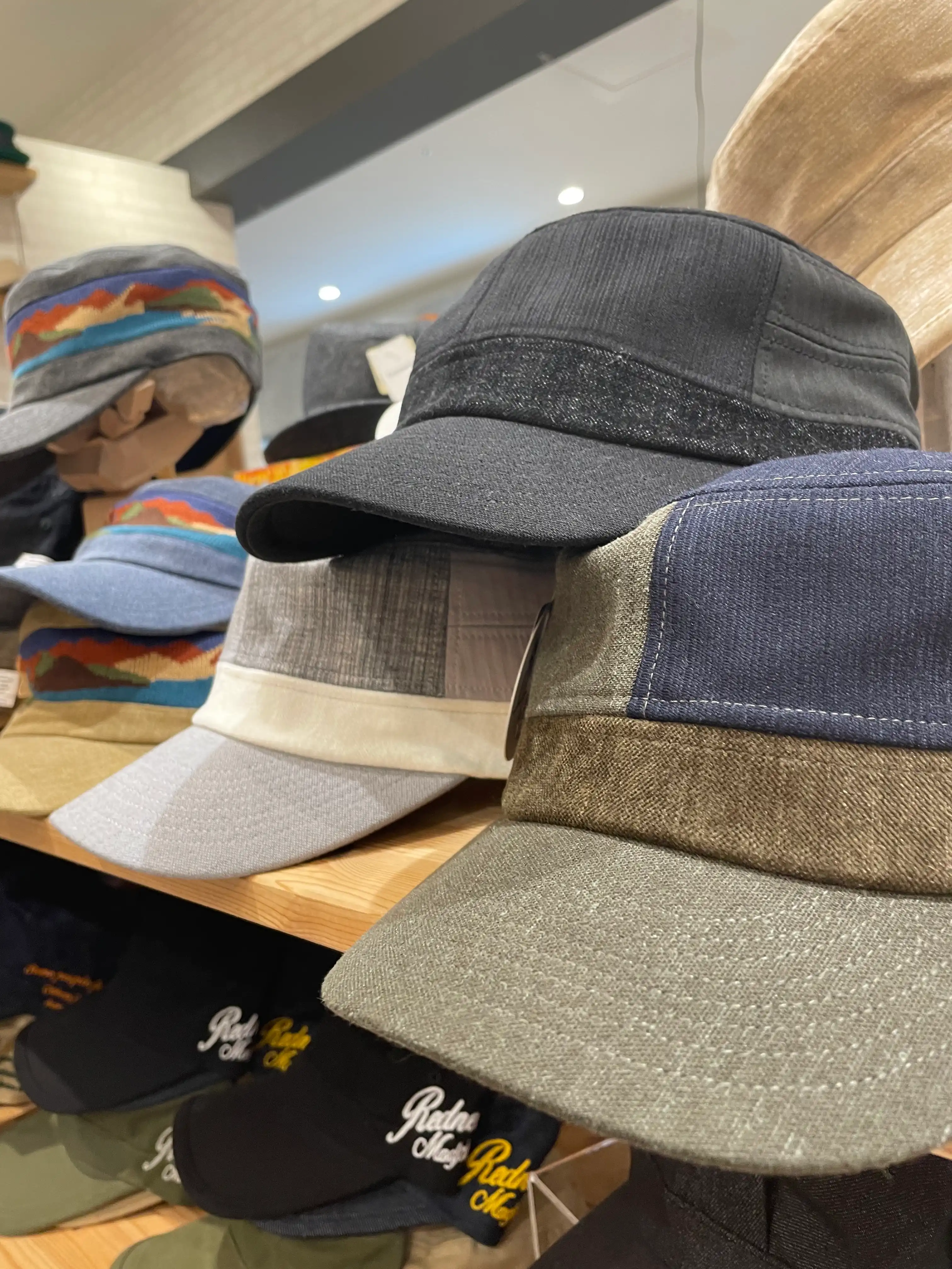 秋物商品入荷のご案内
