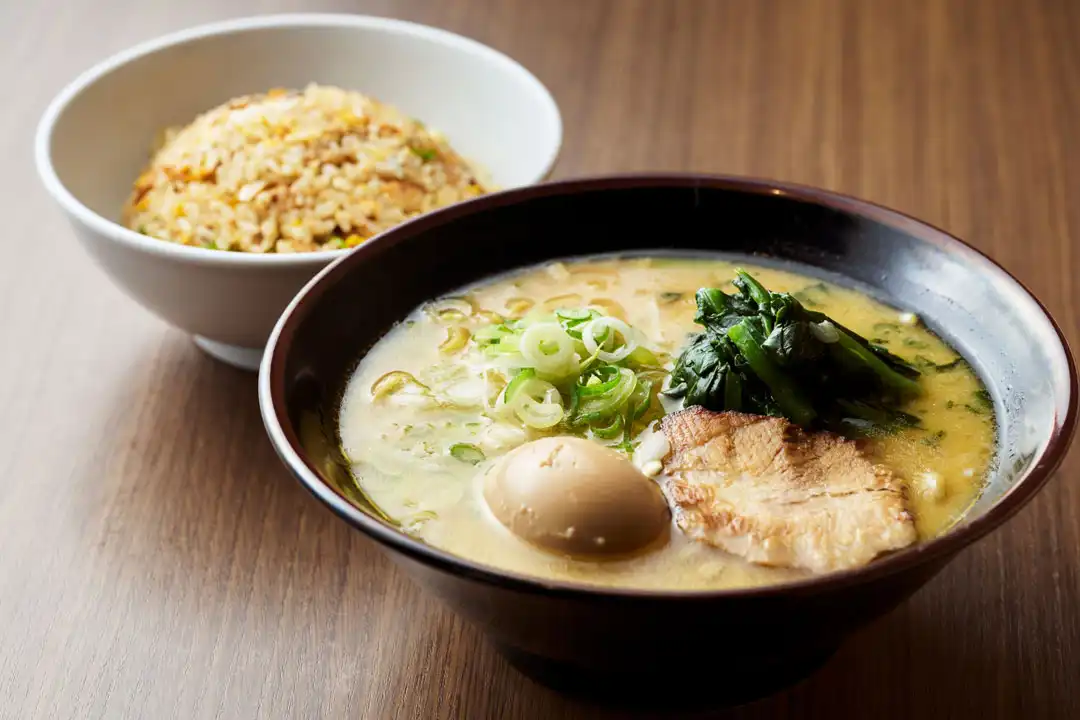 麺や蔵間